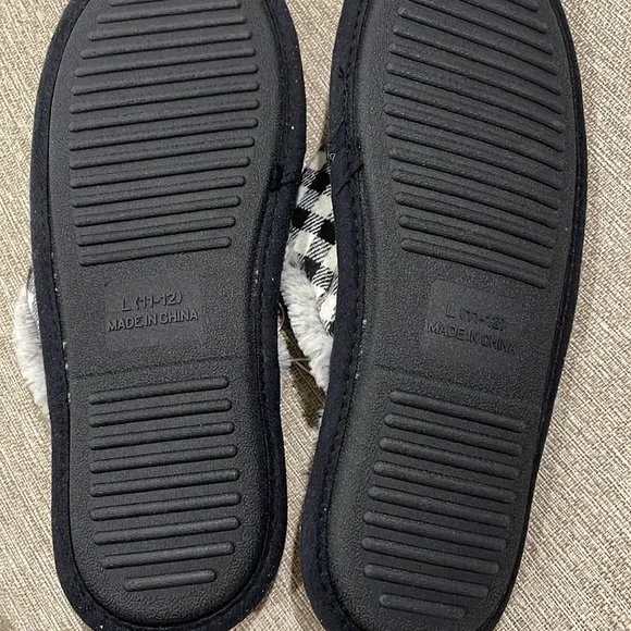 Target Wonder shop new slippers men the prince - Picture 3 of 3